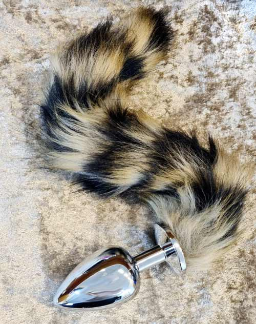 Piccante Tail Plug L